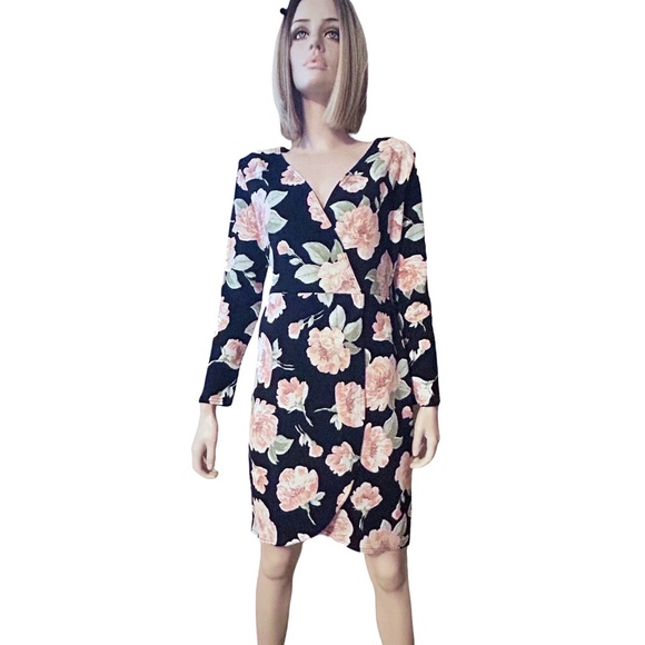 Boohoo Floral Faux Wrap Dress Print Long Sleeve Stretch Fabric Navy Pink Made UK - Picture 9 of 13